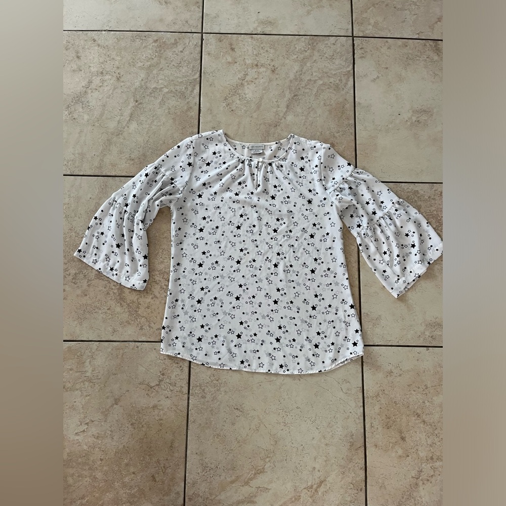 Multi star print top